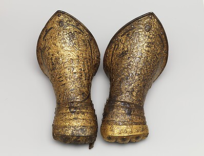 Pair of gauntlets