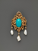 Brooch
