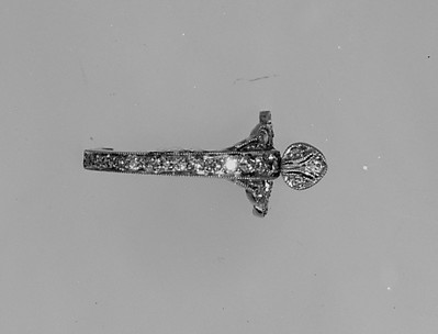 Veil Pin