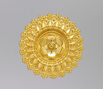 Curtain tie-back