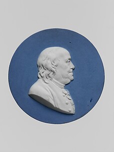 Cameo Medallion