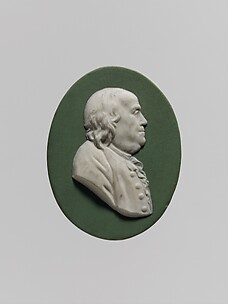 Cameo Medallion