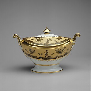 Covered tureen