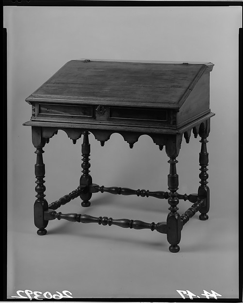 Desk-on-frame