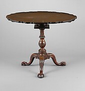 Tilt-top tea table