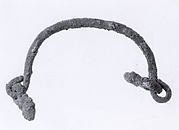 Basin or bucket with handle and attachments