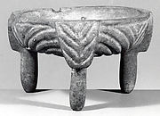 Tripod bowl