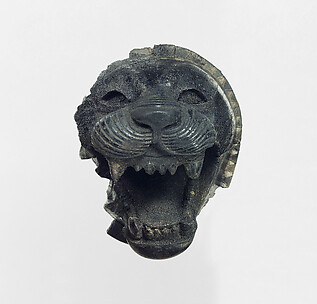 Head of a roaring lion