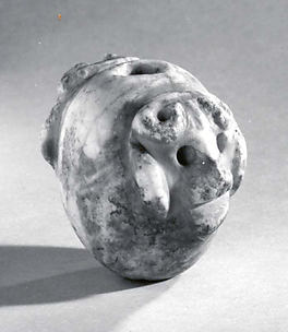 Mace head with two bull's heads