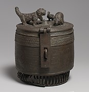 Lidded Vessel (Kuduo)
