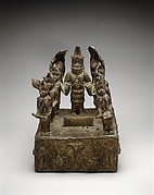 Altar Tableau: Queen Mother and Attendants