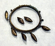 Bracelet: Seedpods