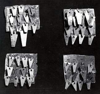 Gold Fragments with Dangles