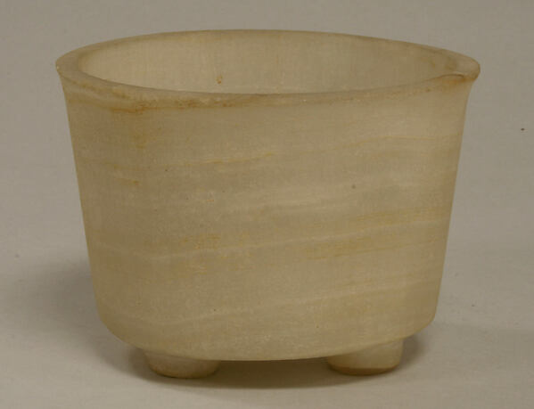 Onyx Tripod Vessel