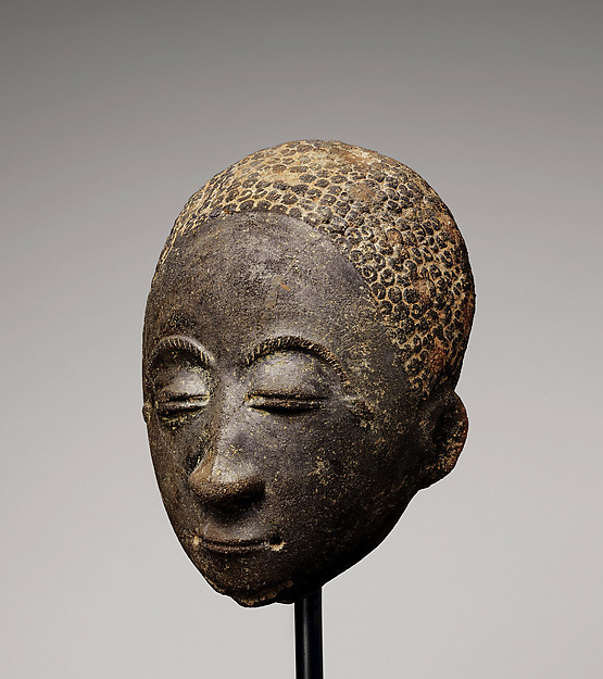 Memorial head