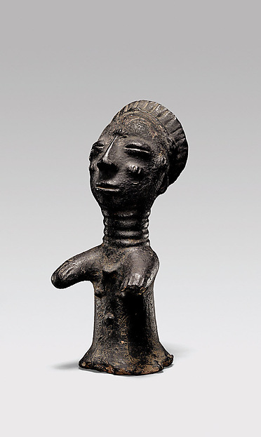 Memorial figure of a woman