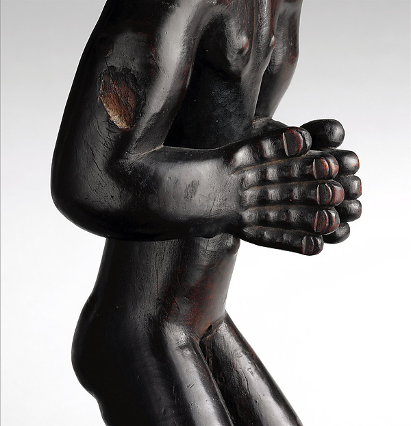 Commemorative figure of a chief