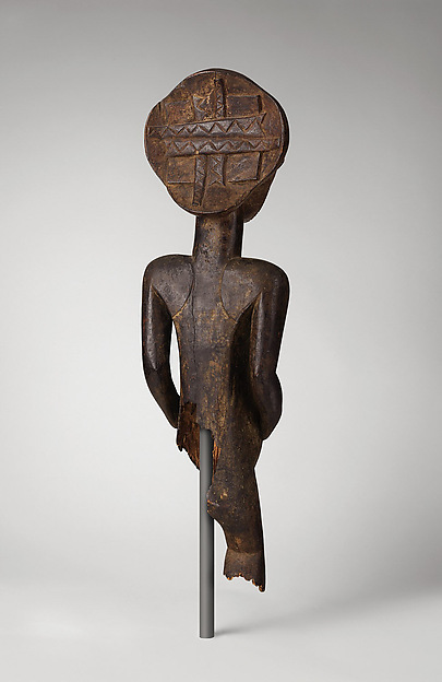 Commemorative figure
