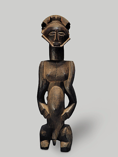 Commemorative figure