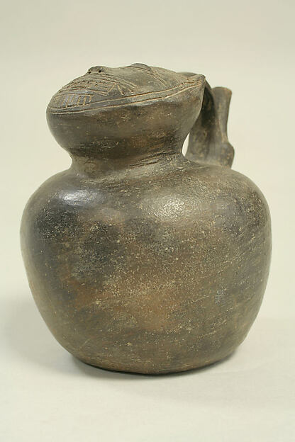 Feline Effigy Bottle