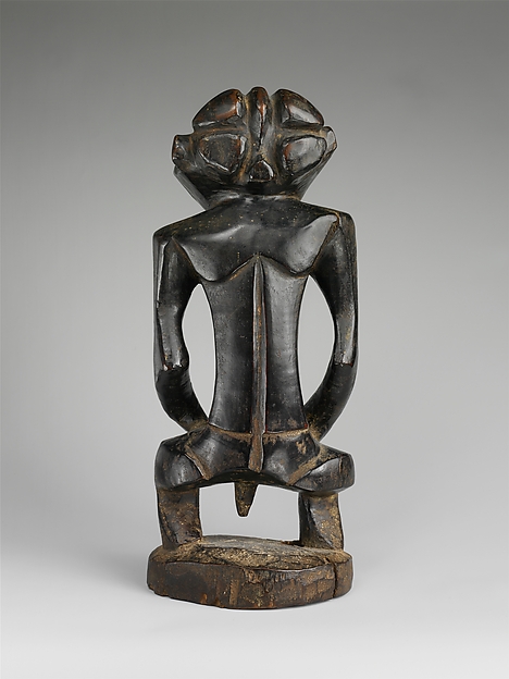 Commemorative figure