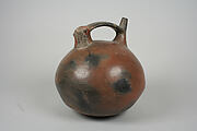 Bridge and Spout Bottle with Bird Head