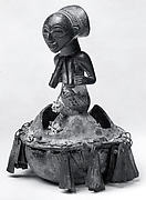 Initiation Gourd: Female Half Figure (Kabwelulu)