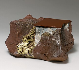 Water Jar (Mizusashi) with Stylized Waves

