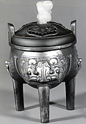 Covered Tripod Vessel