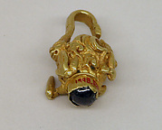 Earring with Puspaka Motif