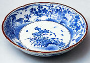 Deep Plate with Eight-Lobed Rim and Decoration of Birds, Flowers and Insects