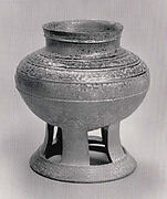Urn with Foot