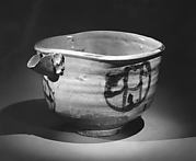 Pouring vessel