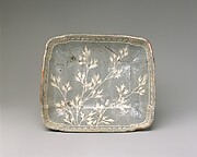 Dish with Design of Grasses