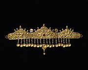 Diadem with Kinnaris (Half-Bird, Half-Female Creatures)