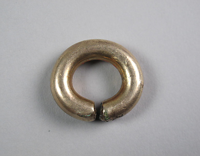 Earring