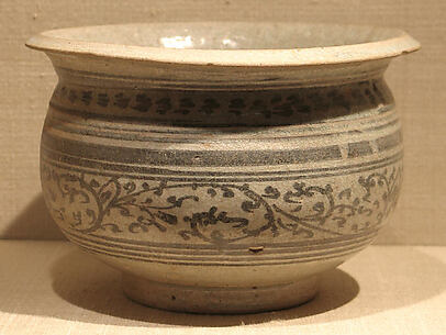 Pot with Foliate Design
