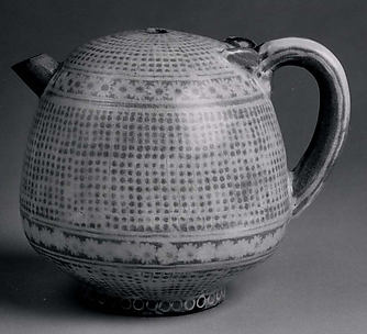 Water-Dropper with Slip-Inlaid Design