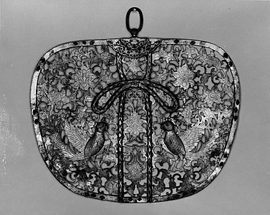 Keman (Decorative Pendant Disk)

