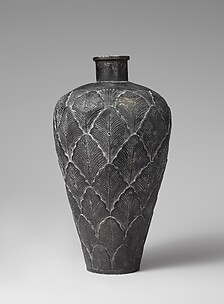 Bottle with Overlapping Petals