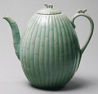 Melon-Shaped Ewer