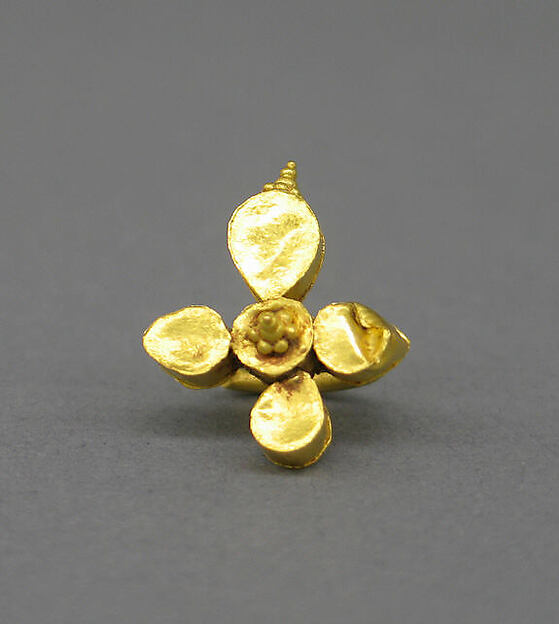 Pair of Ear clips in Quadrefoil Shape with Granulate Design