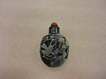Snuff bottle with stopper
