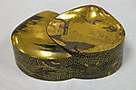 Incense Box (Kōbako) with Scene from "His Perfumed Highness" (Niou no Miya), chapter 42 of the Tale of Genji