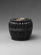 Lobed Box