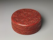 Box with Peonies