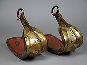 Stirrups with Design of Cosmetic Brushes