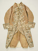 Court ensemble