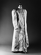 Dressing gown
