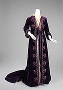 Tea gown